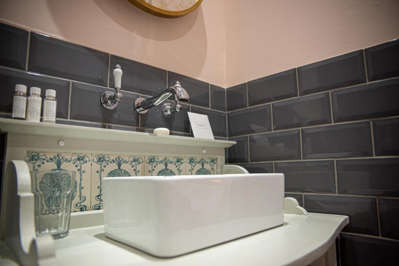 The Oak House Hotel Axbridge ภายนอก รูปภาพ Bathroom